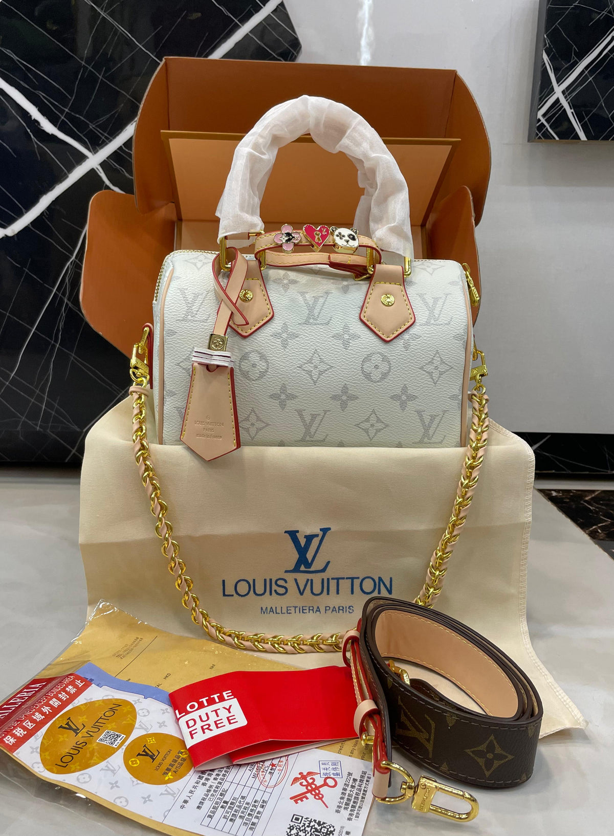 Louis Vuitton Speedy 18 Bandoulière | LV