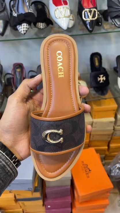 Coach C Buckle Flat Slippers