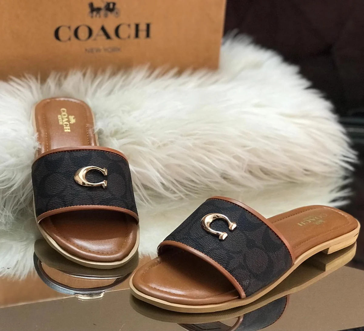 Coach C Buckle Flat Slippers