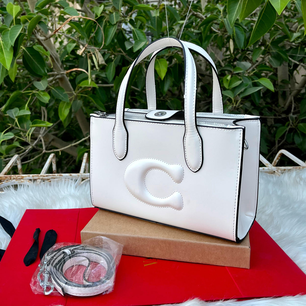 Coach Outlet Nina Mini Tote Bag