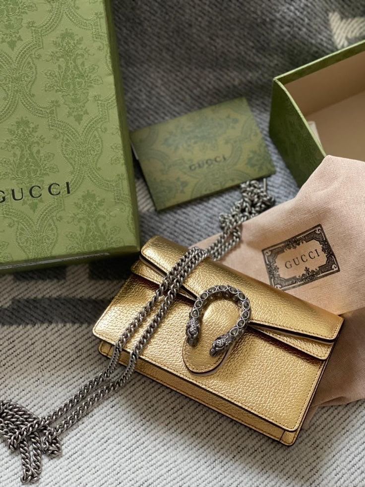 Gucci Dionysus Mini Shoulder Bag
