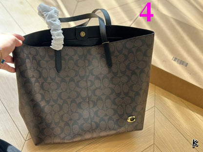 Coach North Tote Bag 32