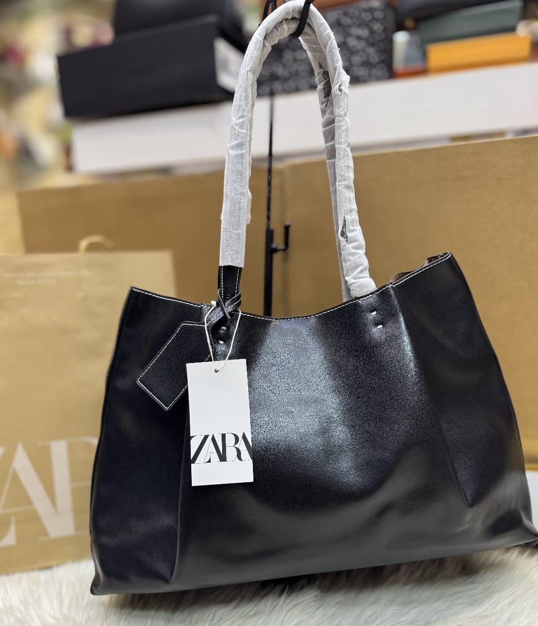 Zara Pinch Tote Bag