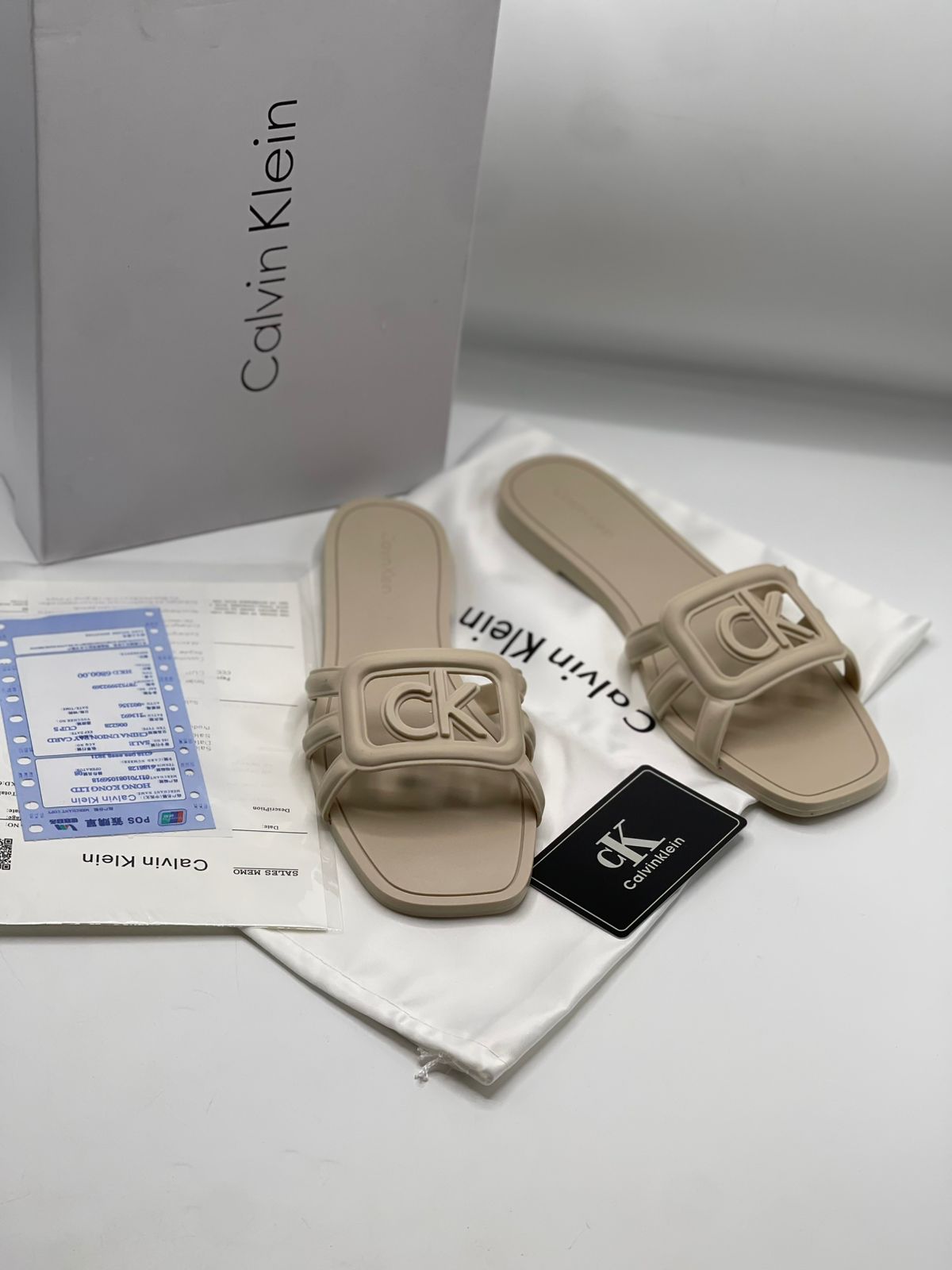 Calvin Klein Women's Yoana Sandal