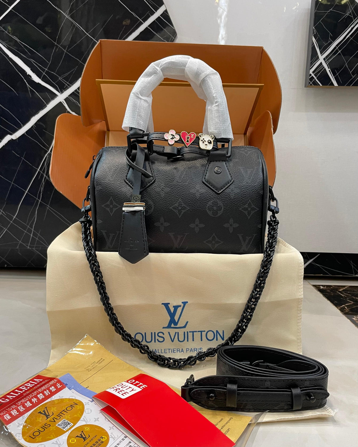 Louis Vuitton Speedy 18 Bandoulière | LV