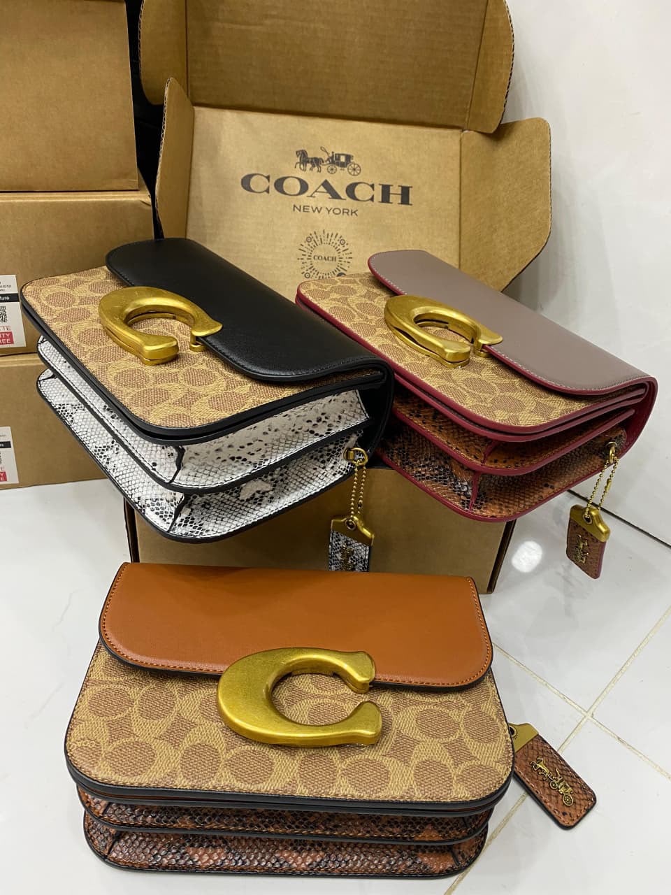 Coach Idol Signature Crossbody Shoulder Bag