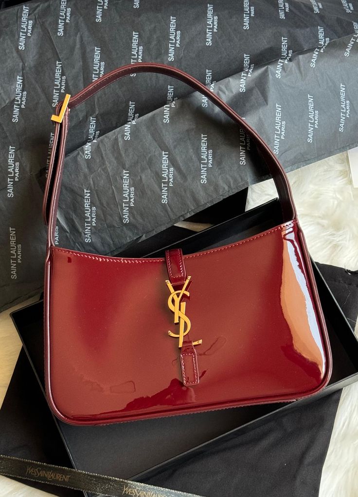 YSL Le 5 A 7 Mini Patent Leather Shoulder Bag